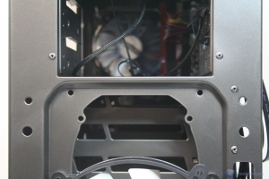 00174 NZXT_PHANTOM630